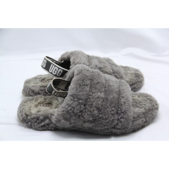UGG Fluff Yeah Slide Sandals Women's Size 6 Gray Sheepskin Slippers Slip On - Picture 1 of 7